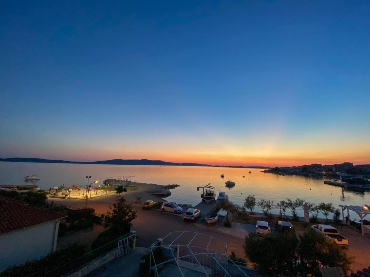 Apartman Luka Šibenik Extérieur photo